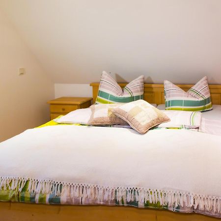 Staimicher Hoehen - Premium Appartements Kurort Steinbach-Hallenberg Habitación foto
